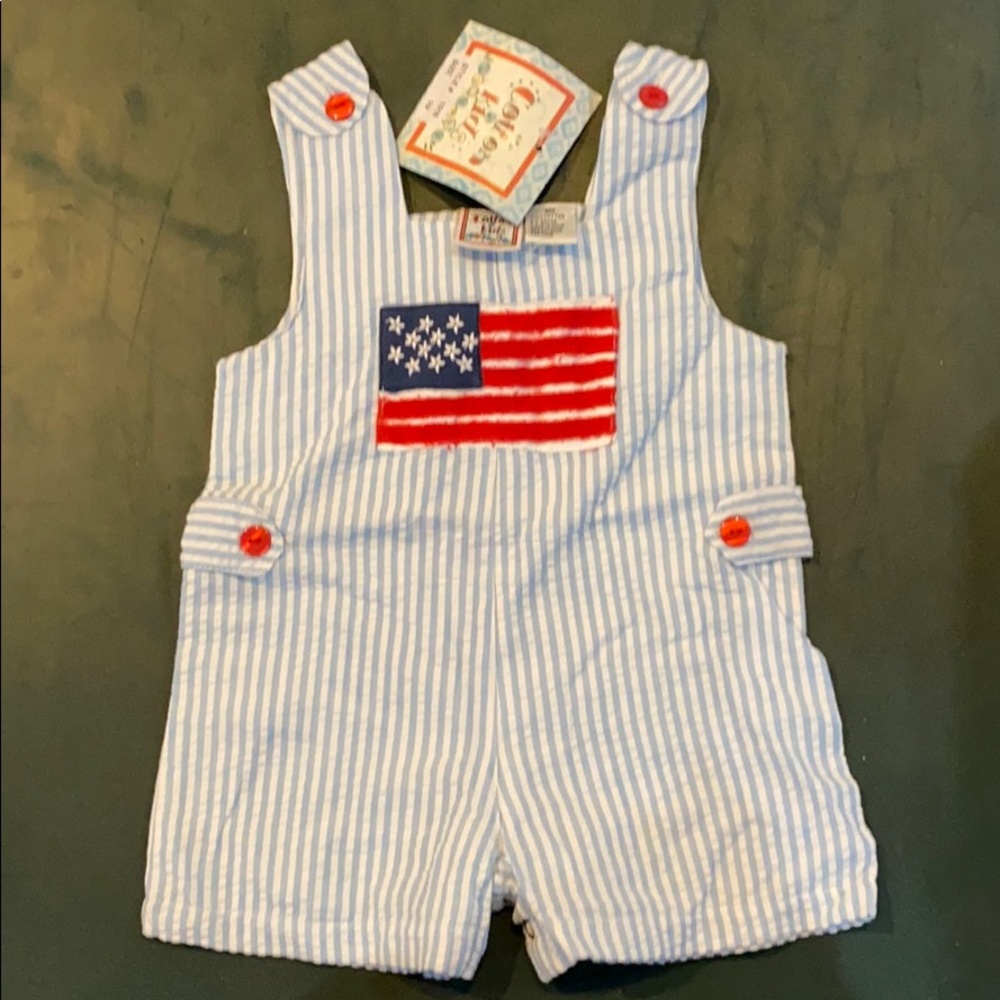 Forth of July outfit! Patriotic romper with snap enclosure.